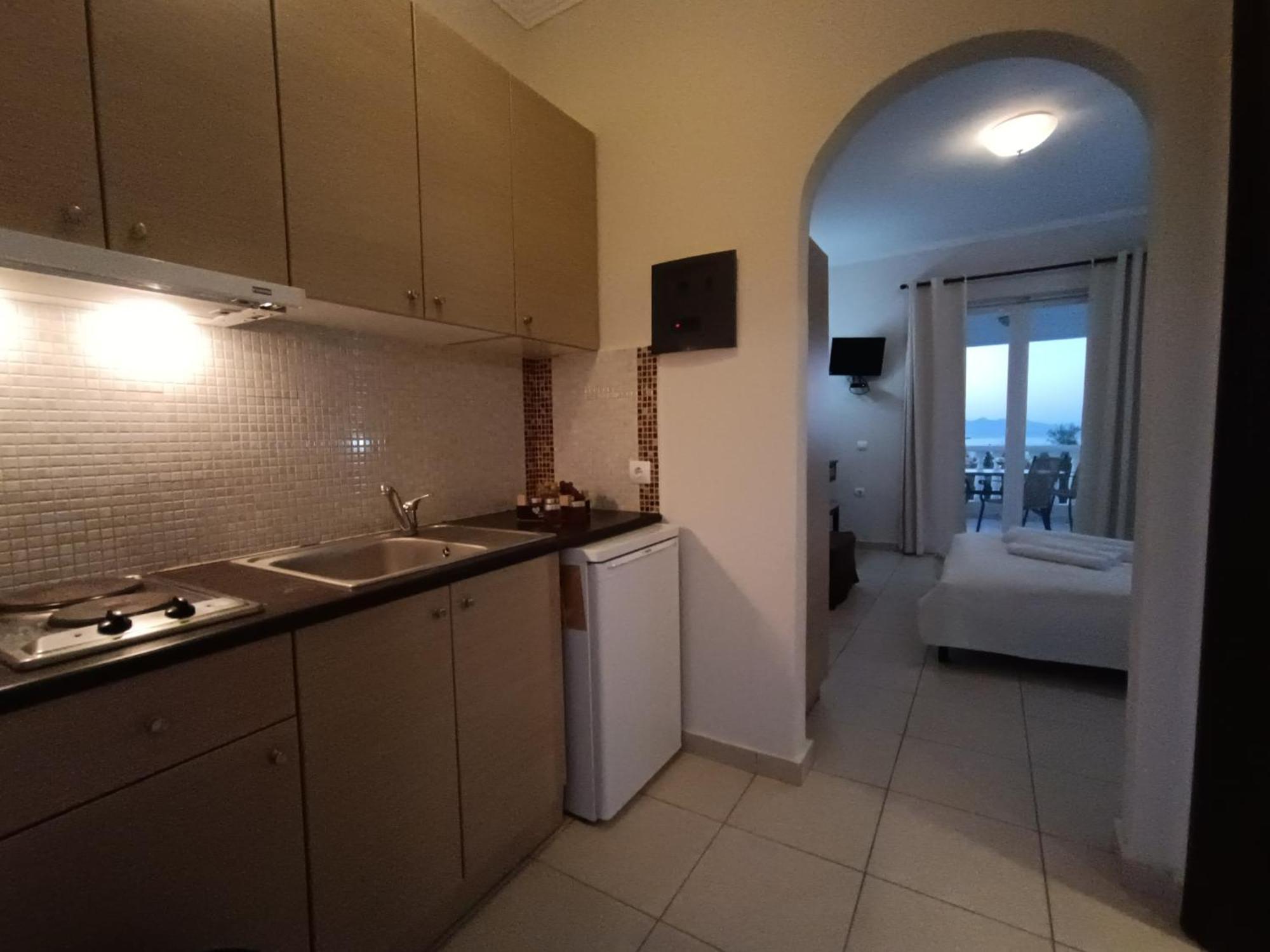 Pouliezos Koklanis Zante Apartments Alykés Eksteriør bilde